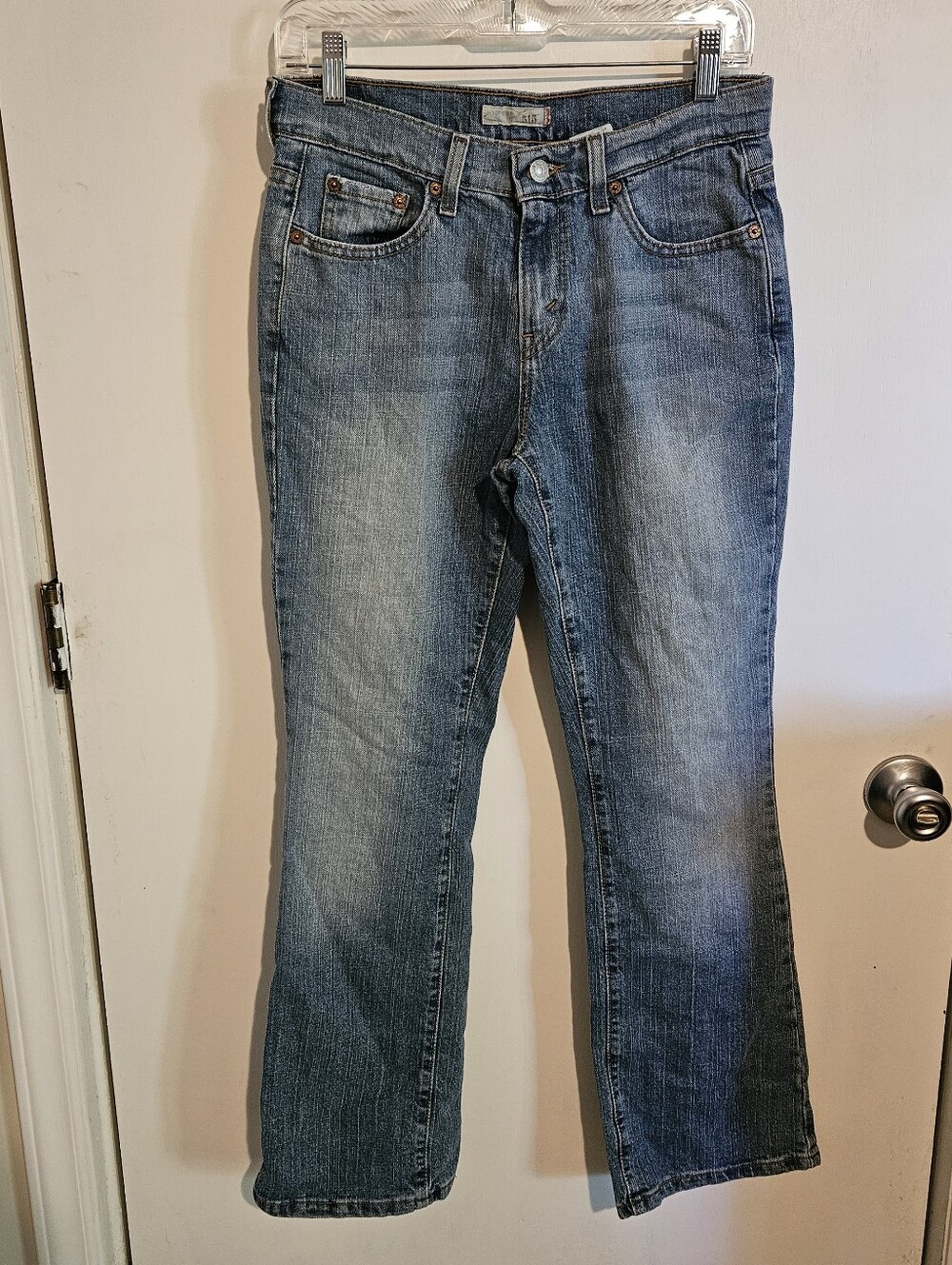 Levi’s Women’s 515 Bootcut Jeans Size 4 Short Medium Wash Vintage Y2K